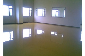 水泥地面環(huán)氧地坪施工后出了問題，究竟是誰的責任！