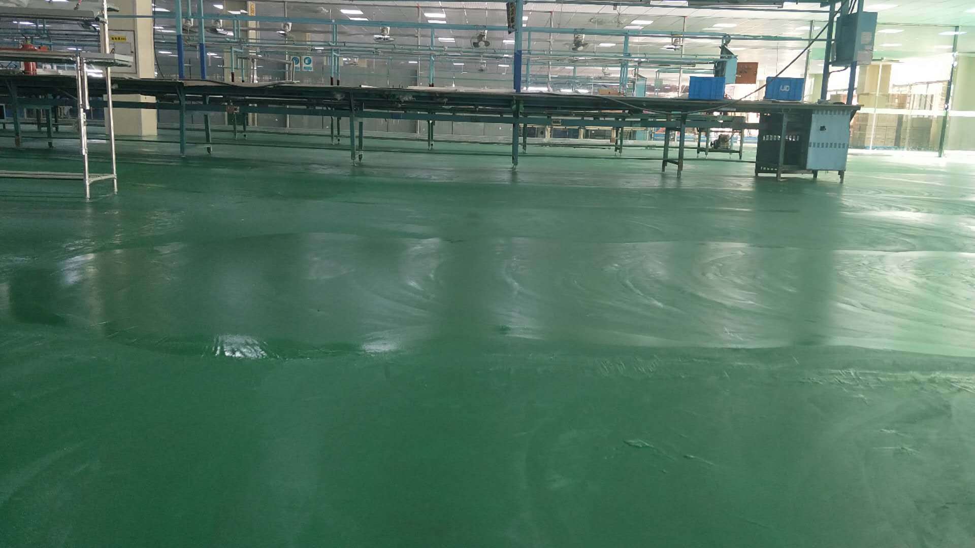 翻新過(guò)后環(huán)氧地坪 翻新過(guò)后環(huán)氧地坪