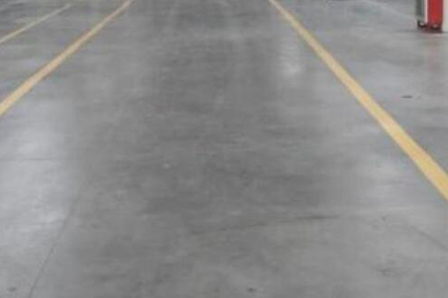 高耐磨地坪在施工時要注意什么？